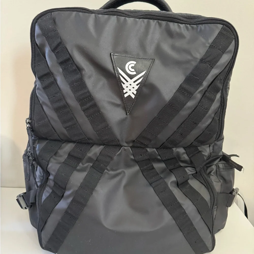 Cross Culture Agent Sneaker Backpack